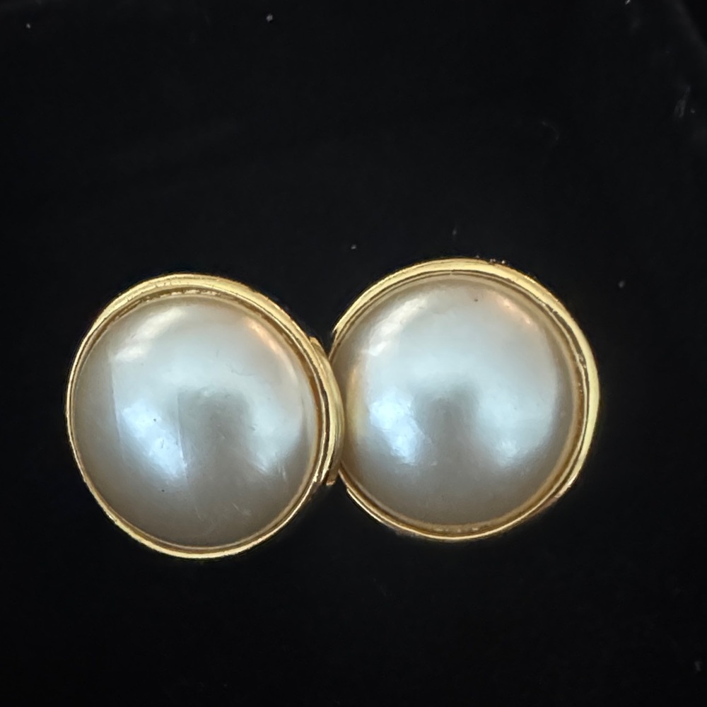 Vintage Gold and Pearl Button Earrings
